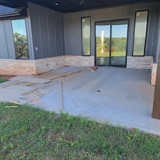 Excellent-post-construction-clean-up-house-washing-in-Edmond-Oklahoma 1
